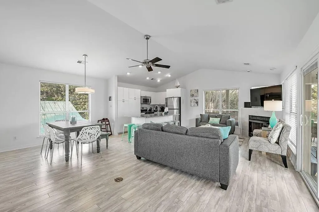 Gulf Views, Steps To Beach, Pool, Walk To Dining Destin Stati Uniti