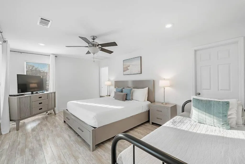 Casa vacanze Gulf Views, Steps To Beach, Pool, Walk To Dining Destin Stati Uniti