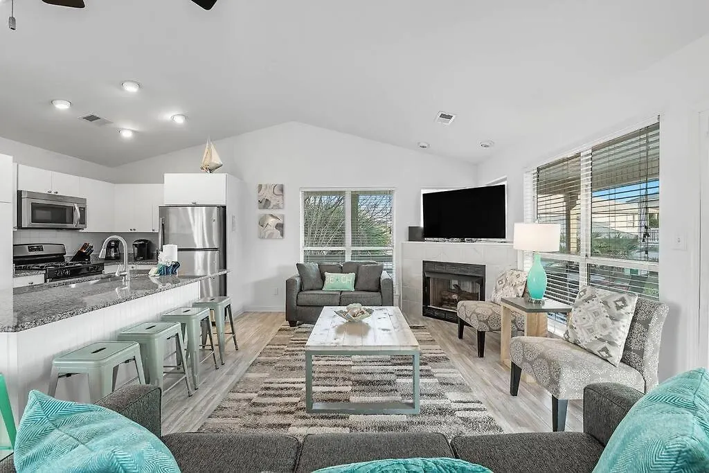 Casa vacanze Gulf Views, Steps To Beach, Pool, Walk To Dining Destin