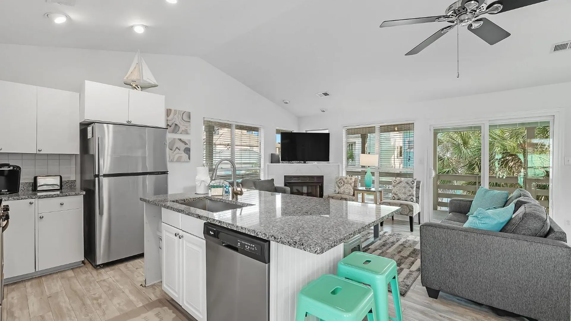 Casa vacanze Gulf Views, Steps To Beach, Pool, Walk To Dining Destin